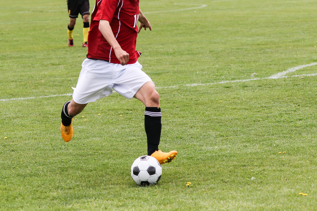 サッカーのキック力向上は股関節が勝負 股関節を強化してキック力アップ Asukaトレーニングクラブ